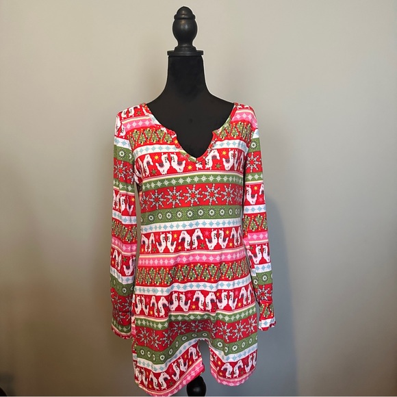Sho Sho Christmas One Piece llama Pajamas - Picture 1 of 5